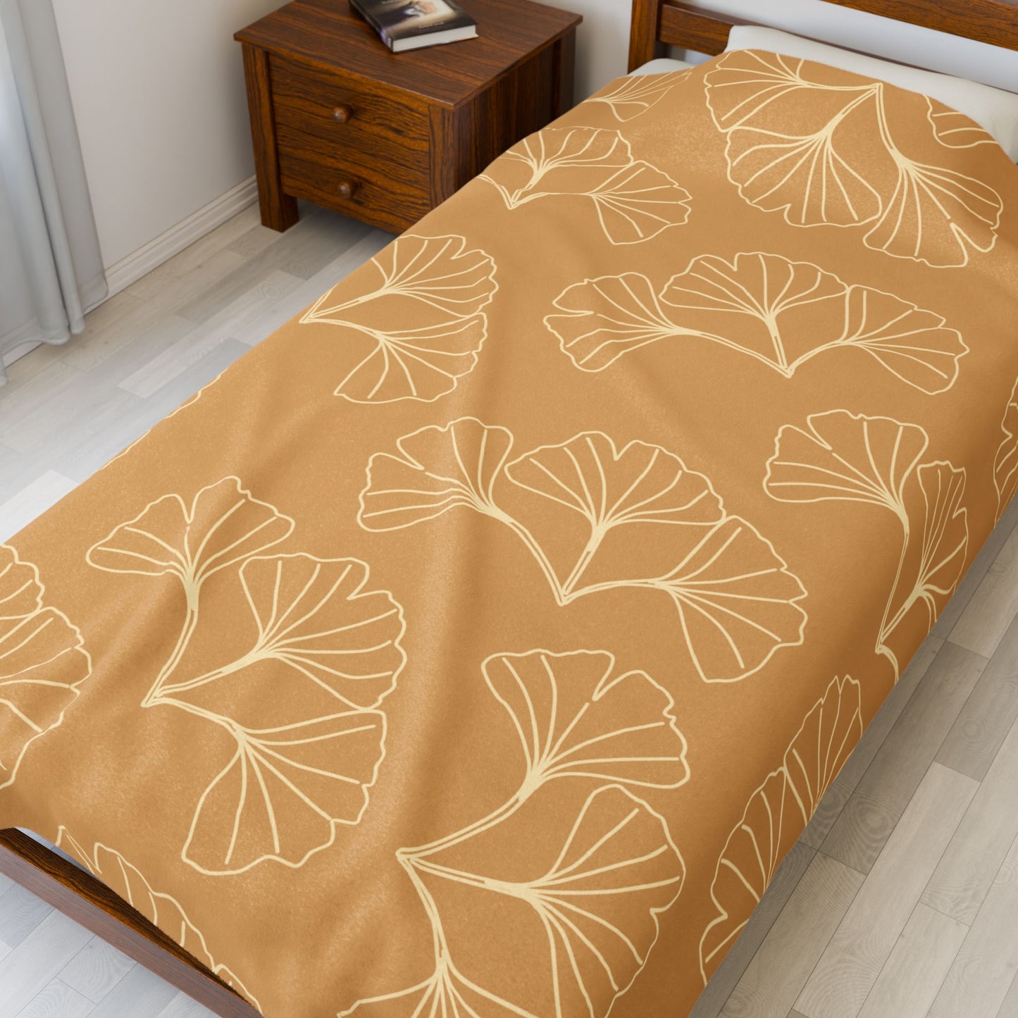 Lau Lāʻau Ginkgo Velveteen Plush Blanket — Cozy Golden Botanical Throw
